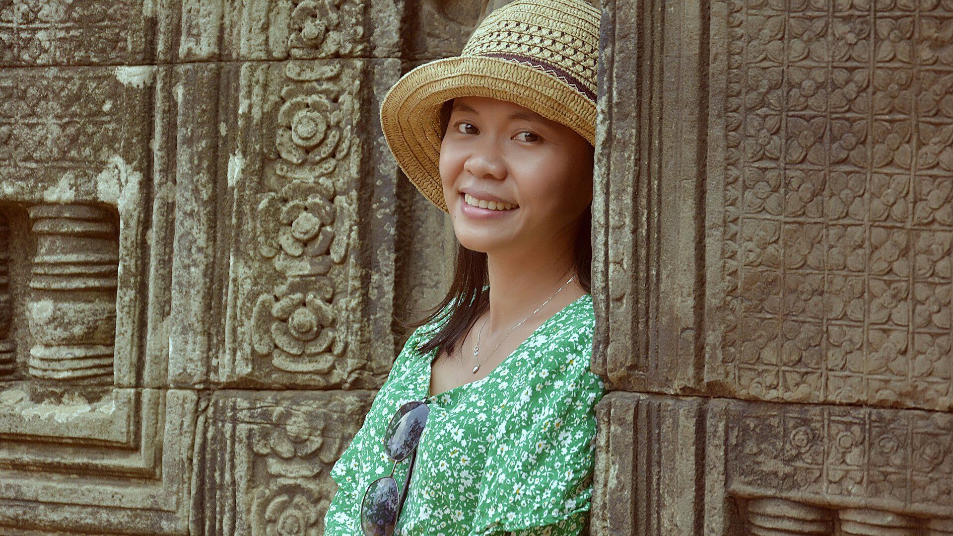 Cambodian Cultural Etiquette: Dos and Don’ts